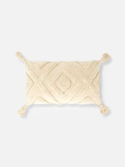Almofada Decorativa Retangular Tufada Com Franjas