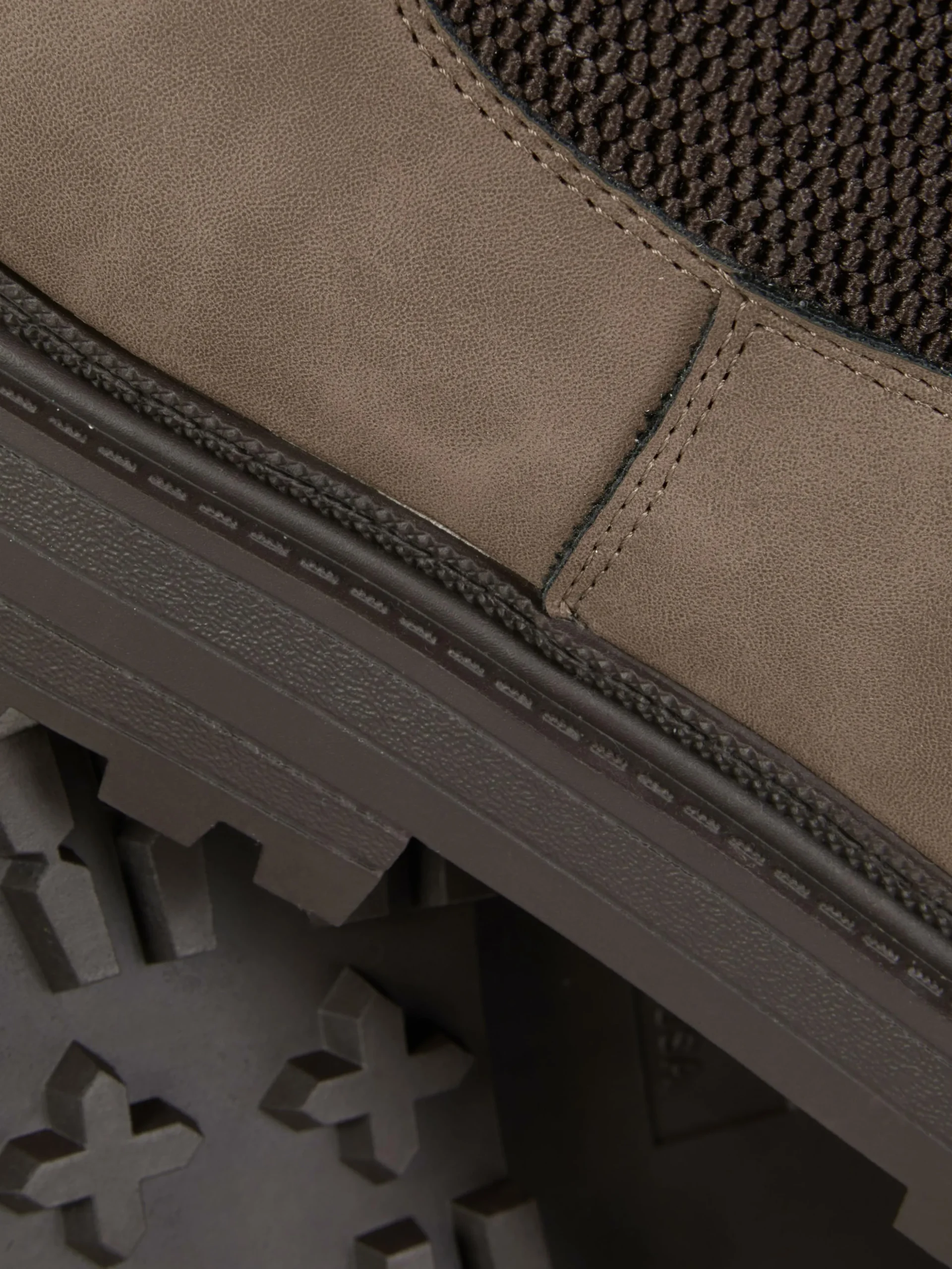 Botas Chelsea Sola Grossa