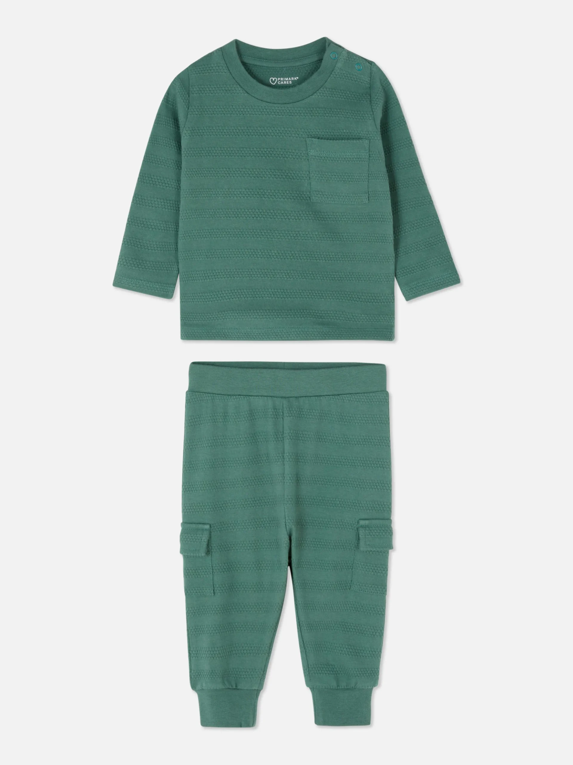 Conjunto T-shirt Texturada/calças Cargo
