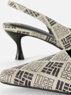 Sapatos Salto Médio Fecho Atrás Padrão Geométrico