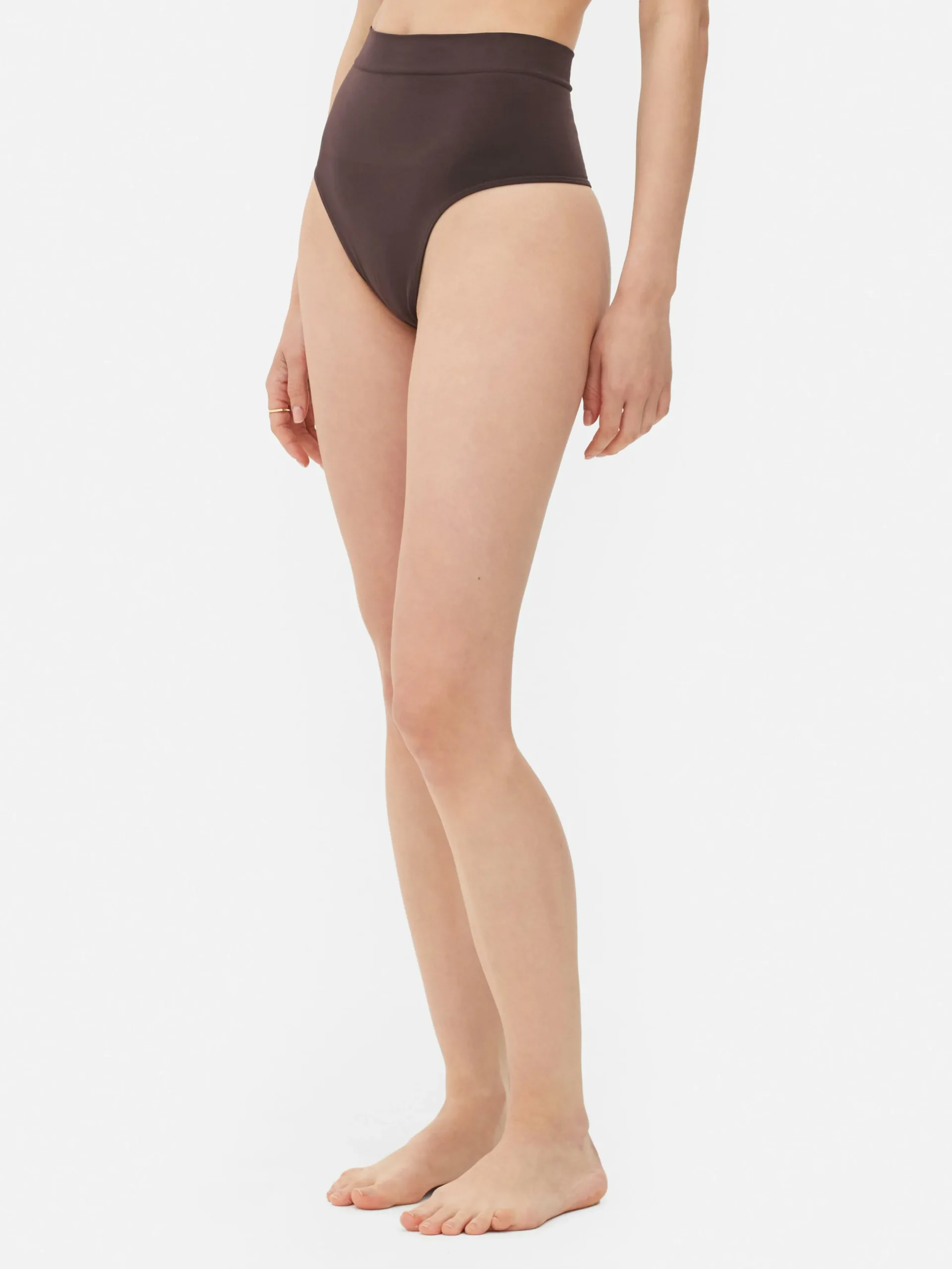Tanga Modeladora S/ Costuras Cintura Subida