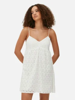 Vestido Mini Alças Bordado Inglês
